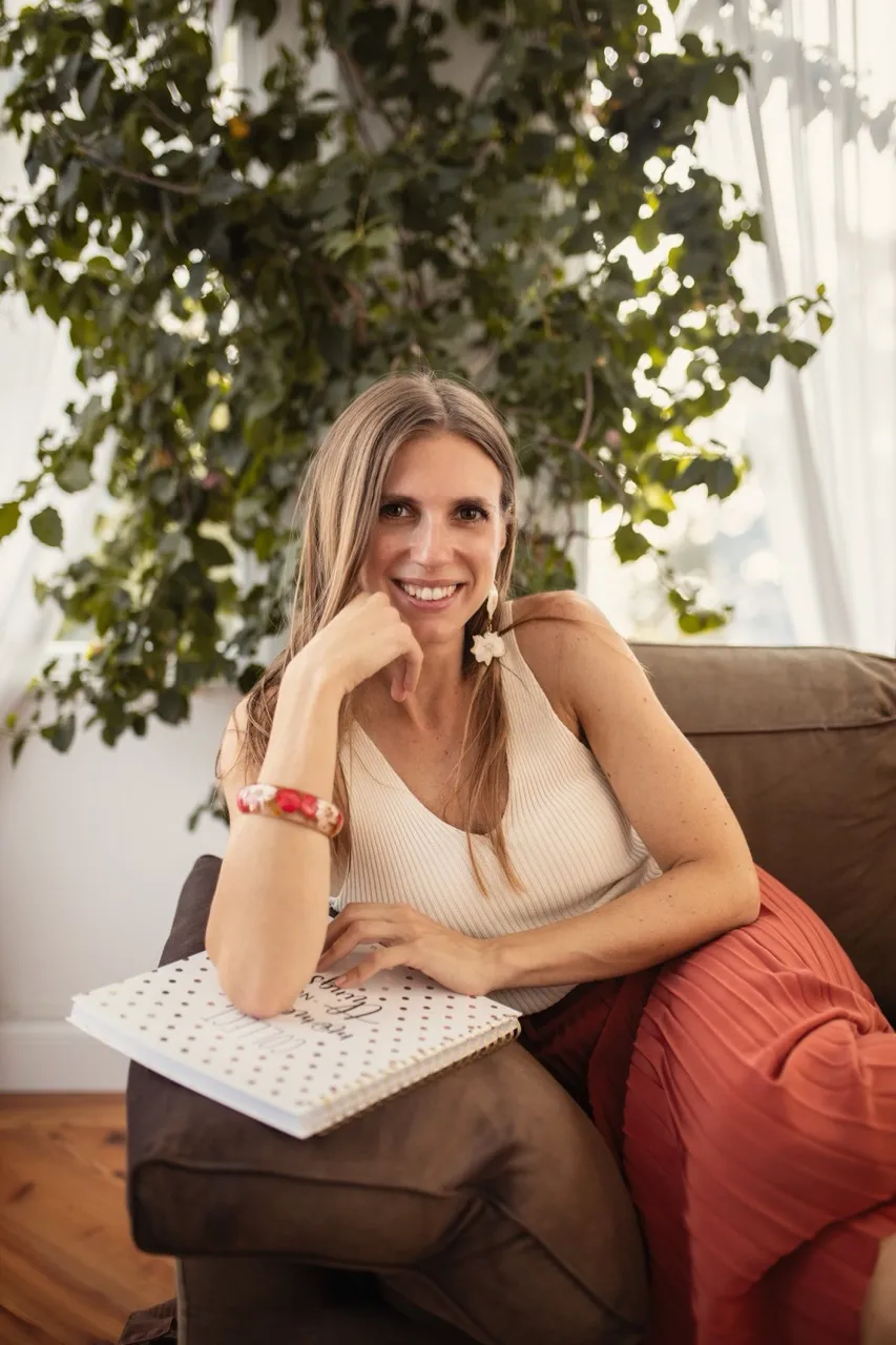 Elena Pozzi
